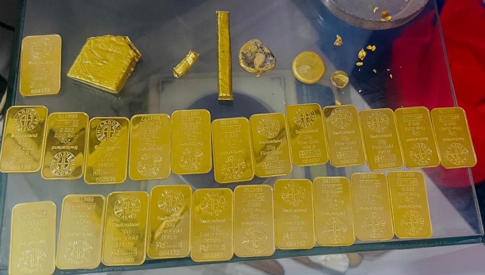 पहेँलो र सेतो धातुसँगै २८ लाख नगद बोकेका भारतीय नागरिक कोटेश्वरबाट पक्राउ