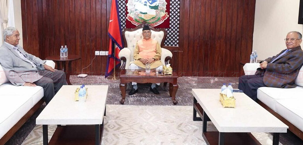 सत्ताको ‘म्युजिकल चियर’मा देउवा, ओली र प्रचण्ड