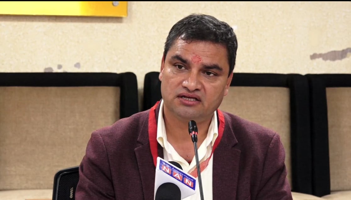 स्वास्थ्य मन्त्री पौडेल स्वदेश फिर्ता