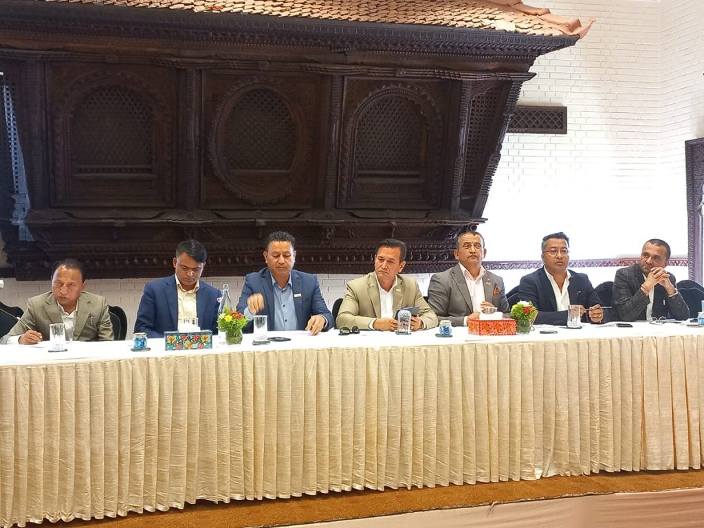 निःशुल्क सेयर माग्दै १० जलविद्युत् आयोजनाको निर्माणमा अवरोध
