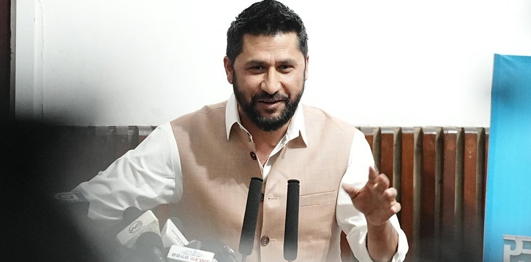 संसद्को ‘डेडलक’बारे रास्वपा सांसदहरूले उठाए रविसँग प्रश्न