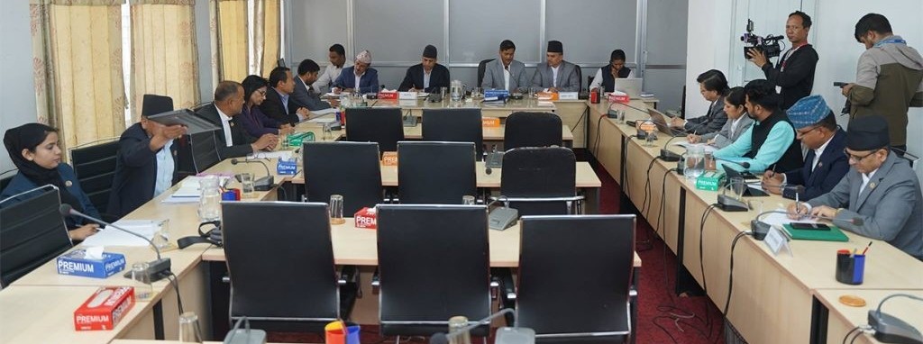 रास्वपाको अडान : प्रधानन्यायाधीशको सुनुवाइ आजै