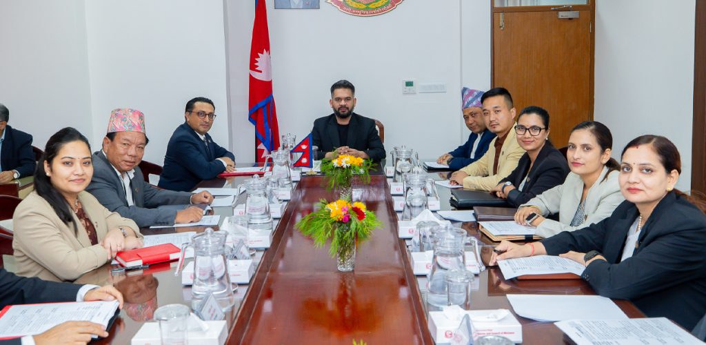 मन्त्रिपरिषद् बैठक बस्दै
